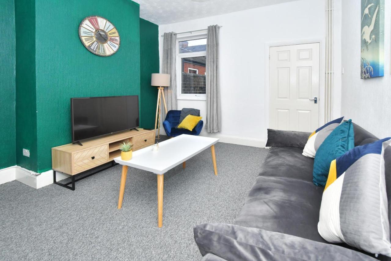 The Yellow Door By Avenew Management Serviced Accommodation Stoke-on-Trent Luaran gambar